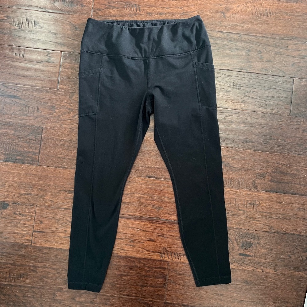 Yogalicious Lux Women's High Rise 3/4 Length Yoga Pants with Side Pockets XL